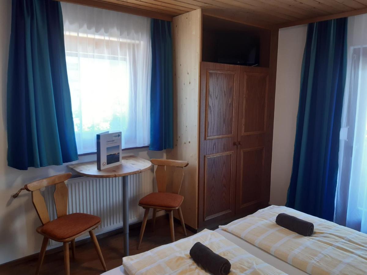Pension Zu Hause Uttendorf Szoba fotó