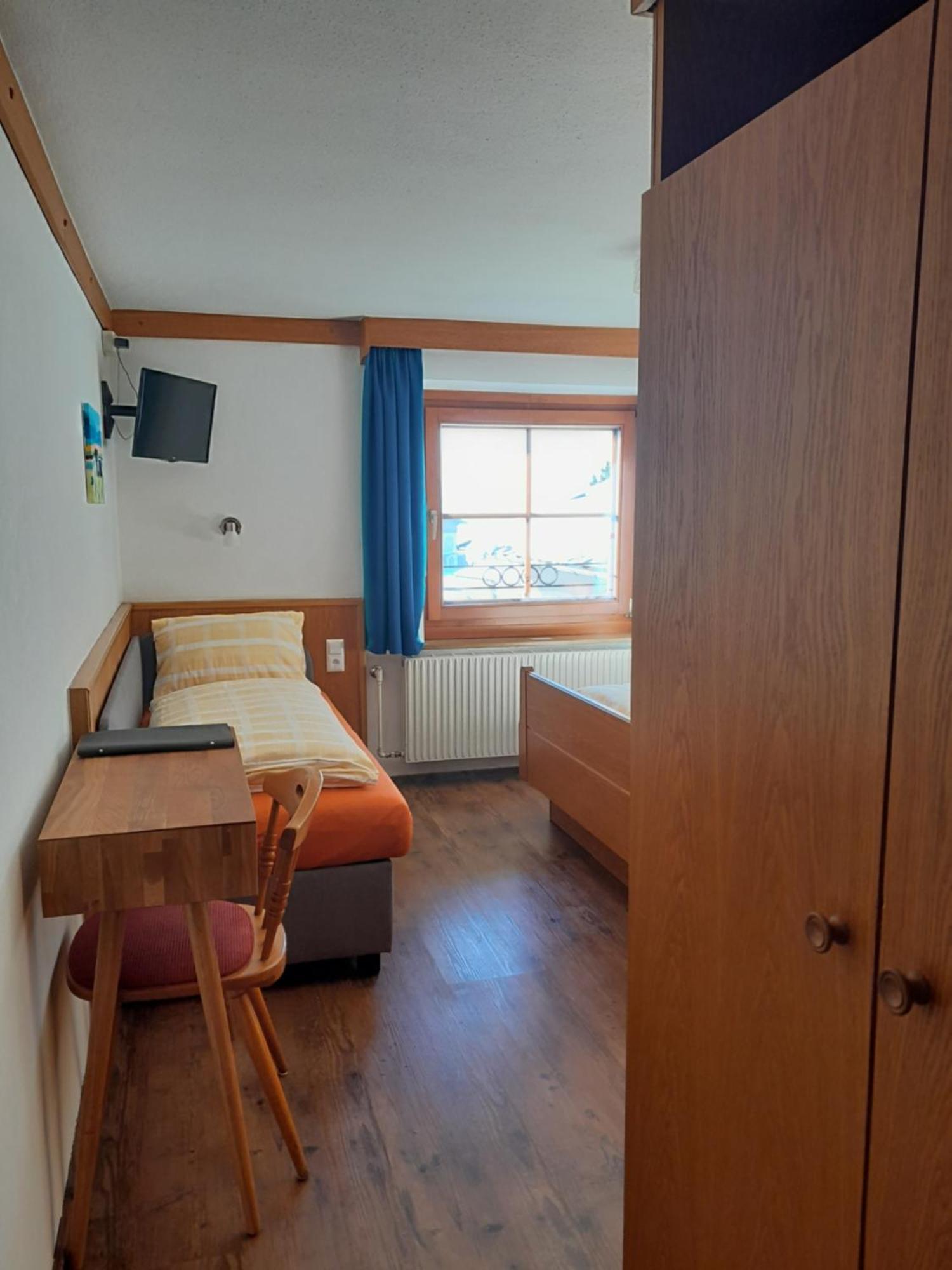 Pension Zu Hause Uttendorf Szoba fotó