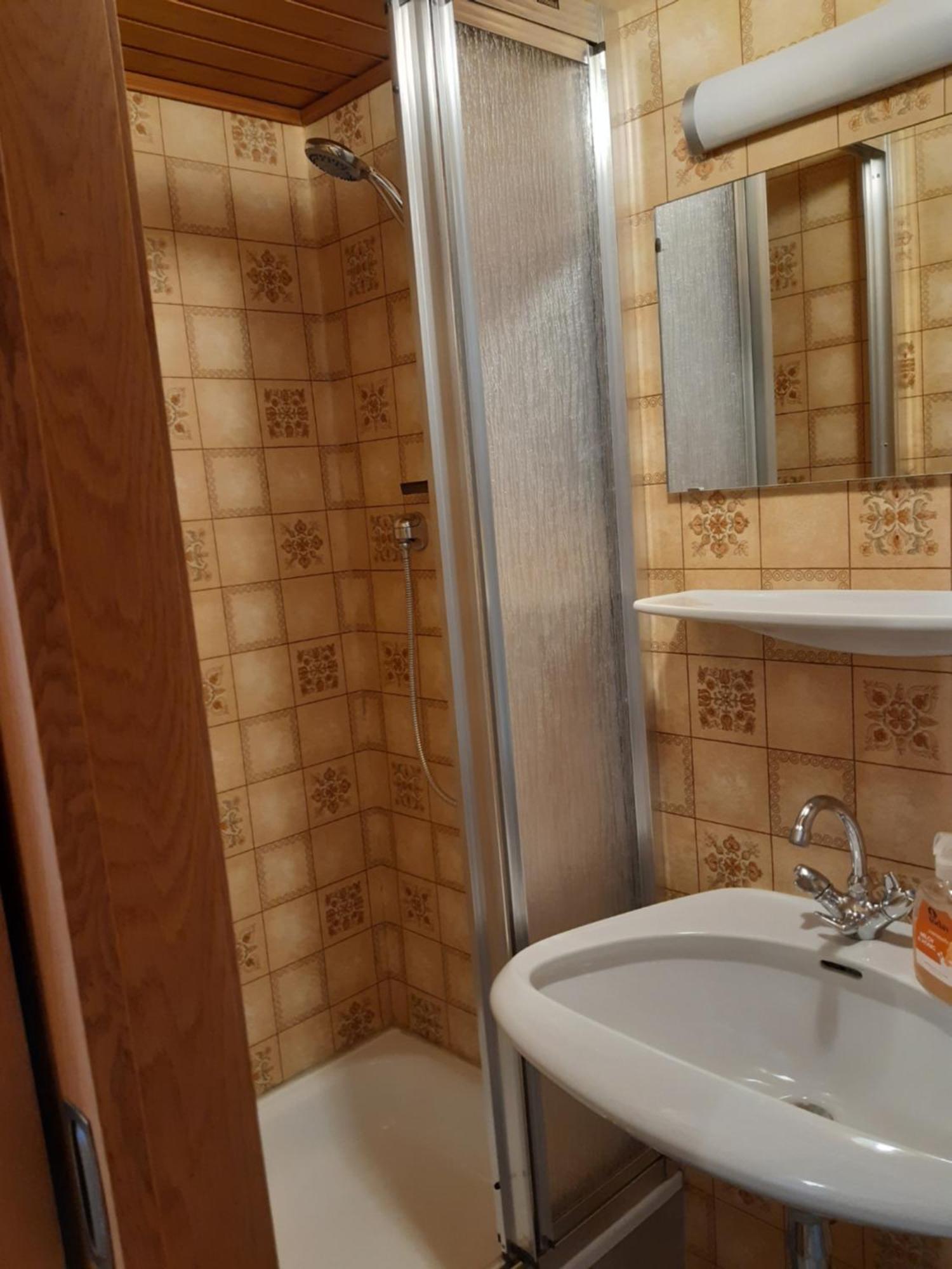 Pension Zu Hause Uttendorf Szoba fotó