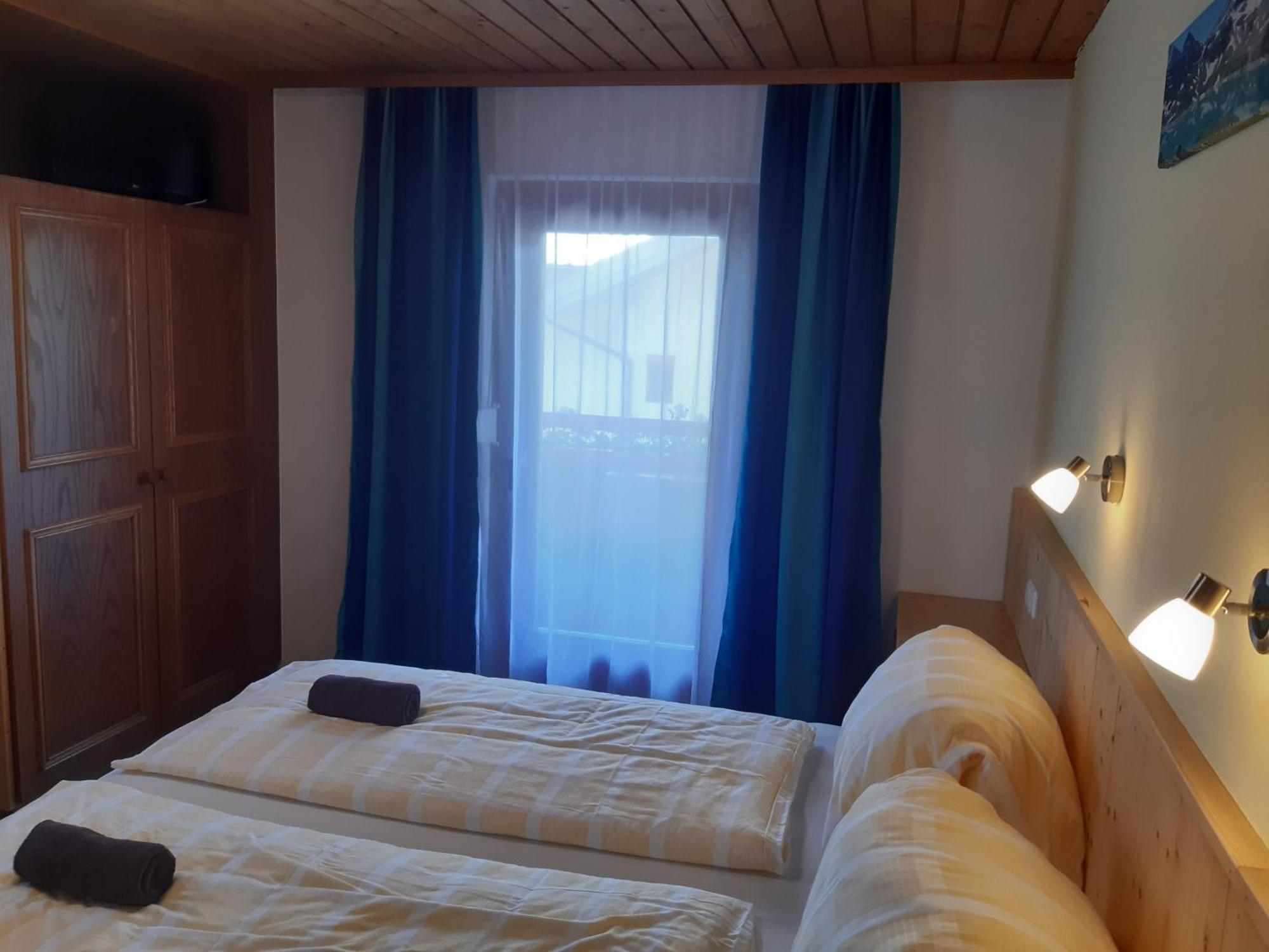 Pension Zu Hause Uttendorf Szoba fotó